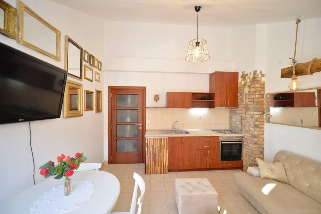Stylish Apartment 22 Kotor Eksteriør bilde