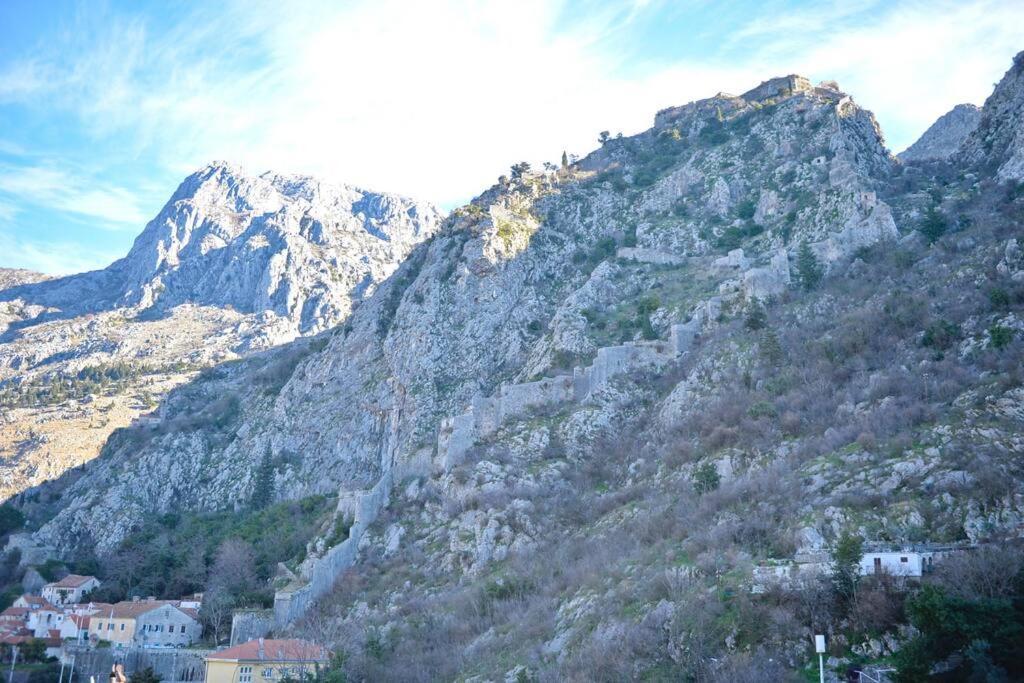 Stylish Apartment 22 Kotor Eksteriør bilde