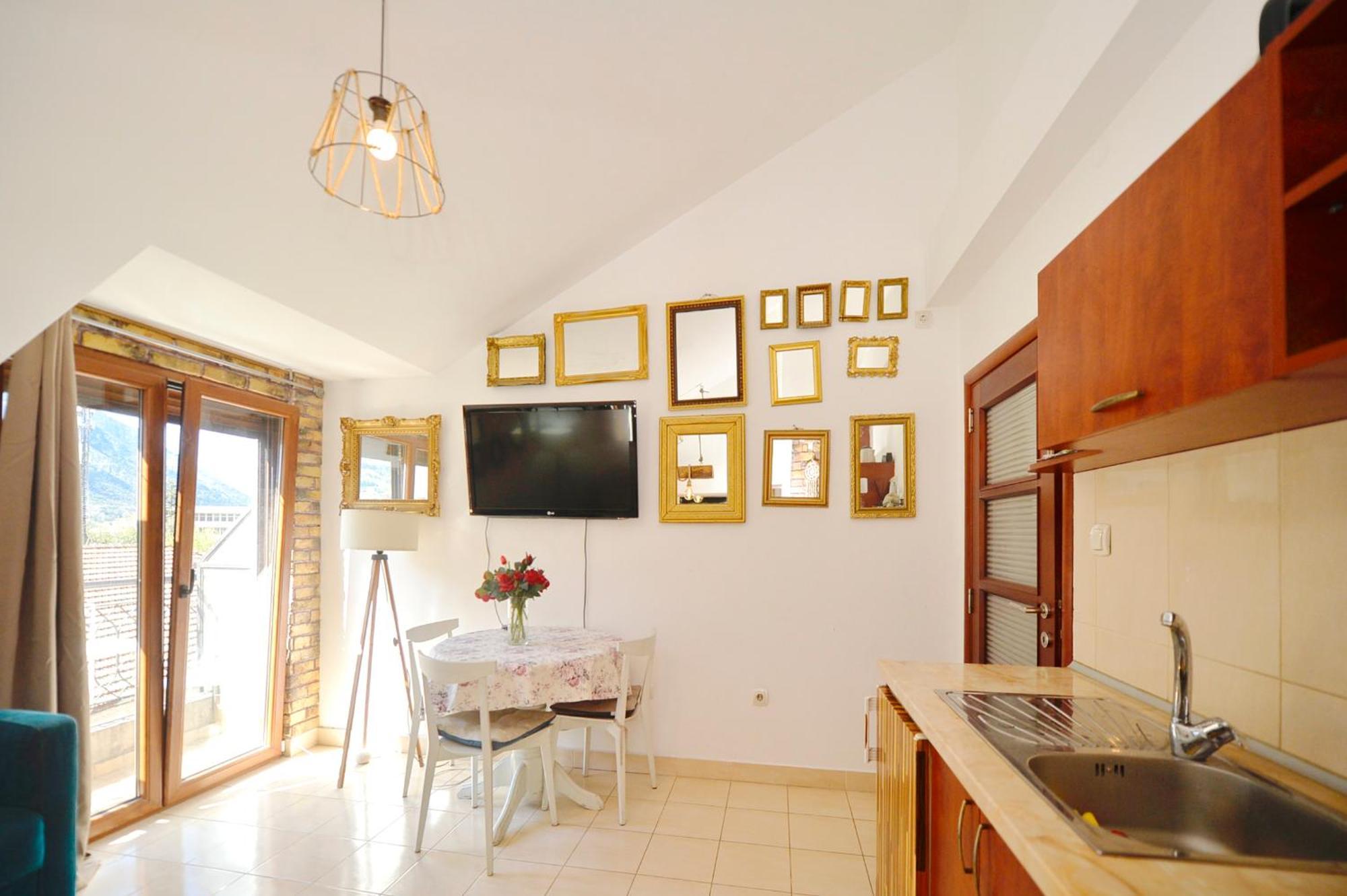 Stylish Apartment 22 Kotor Eksteriør bilde